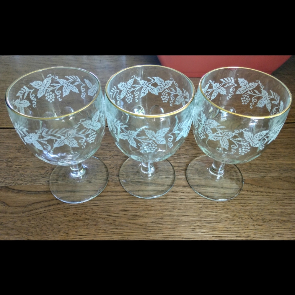 Vintage Bartlett Collins Grapevine Goblets